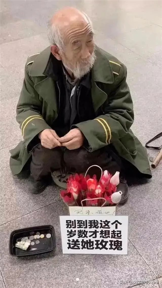年輕、好玩、個性、無厘頭、沙雕的促銷文案怎么寫？看看這些 “大佬”